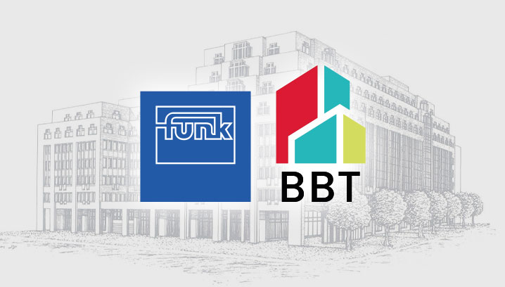 Modernes Gebäude mit klaren Linien, Logos von Funk und BBT, vermittelt Innovation und Zusammenarbeit.
