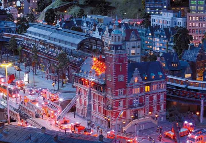 Die Funk Komfort Police sichert das Miniatur Wunderland in Hamburg